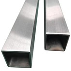 Tiub titanium segi empat tepat